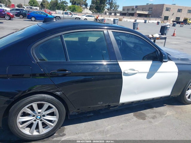 BMW 320i 2015 WBA3B1G50FNT05487 Image 6