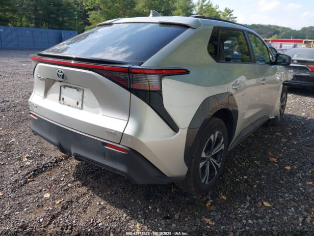 2024 TOYOTA BZ4X JTMABACAXRA087695 Photo 3