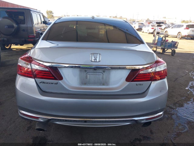 1HGCR3F89HA001558 Honda j35y1