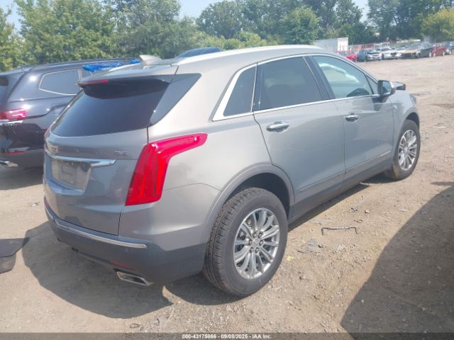 2018 CADILLAC XT5 1GYKNDRS1JZ127644 Photo 3