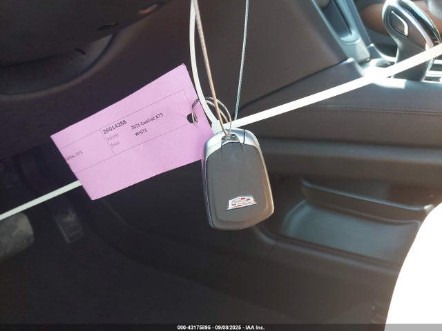 2021 CADILLAC XT5 1GYKNCRS5MZ147393 Photo 10