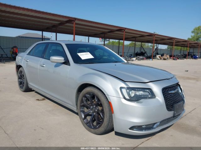 2020 CHRYSLER 300 2C3CCABG0LH131406