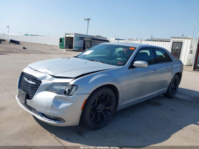 2020 CHRYSLER 300 2C3CCABG0LH131406 Photo 1
