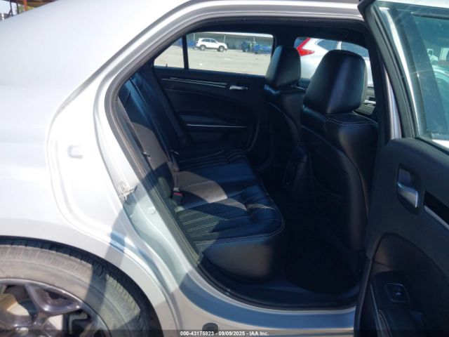 2020 CHRYSLER 300 2C3CCABG0LH131406 Photo 7