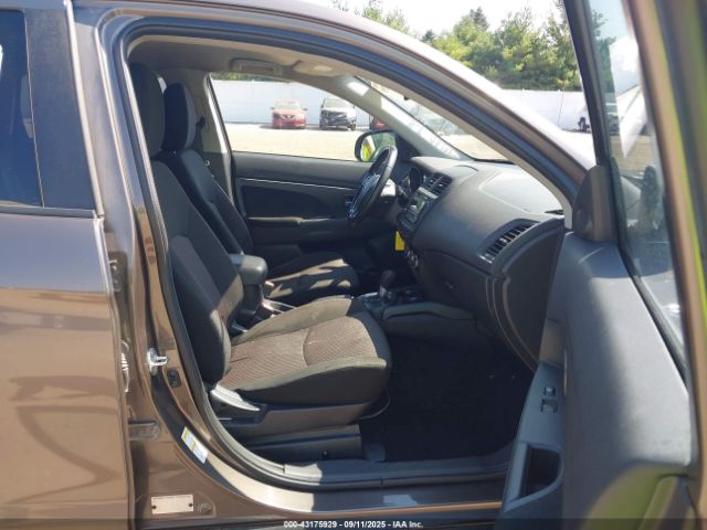 2017 MITSUBISHI OUTLANDER SPORT JA4AR3AU3HZ055010 Photo 4