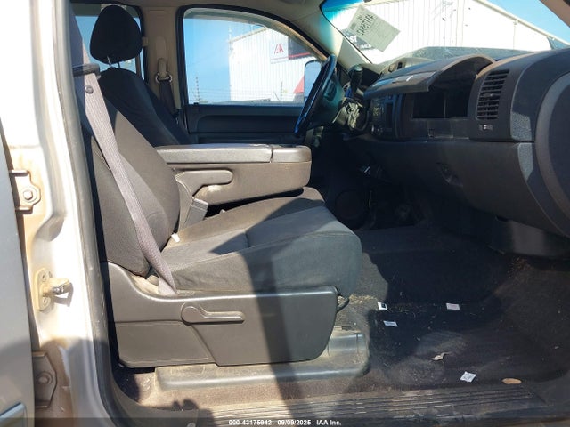 2010 GMC SIERRA 2500HD 1GT4K0BG5AF144471 Photo 4