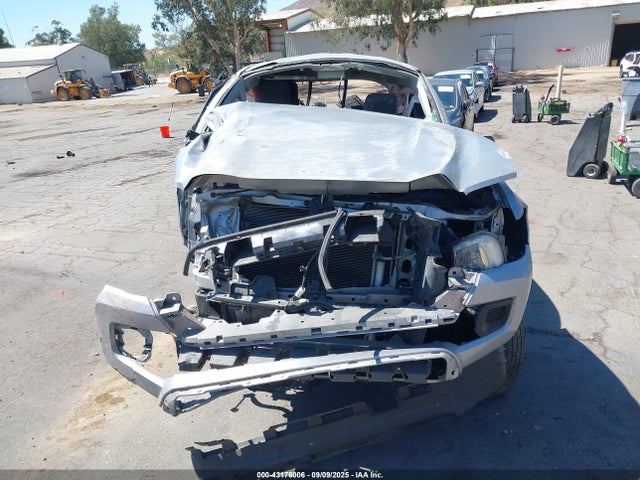 Toyota 2tr-fe 2020 3TYRX5GN1LT003965 Image 11