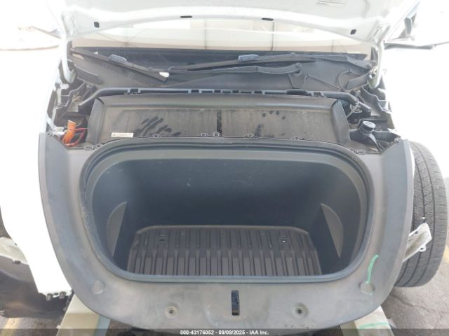 2023 TESLA MODEL Y 7SAYGDEE6PF713090 Photo 9