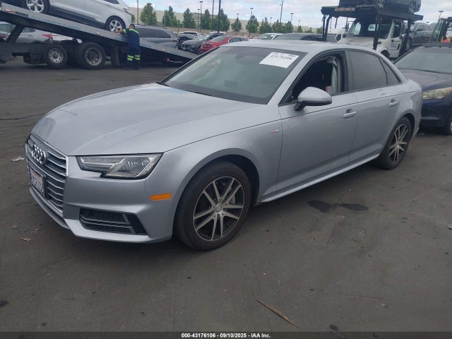 2018 AUDI A4 WAUDNAF49JN010157 Photo 1