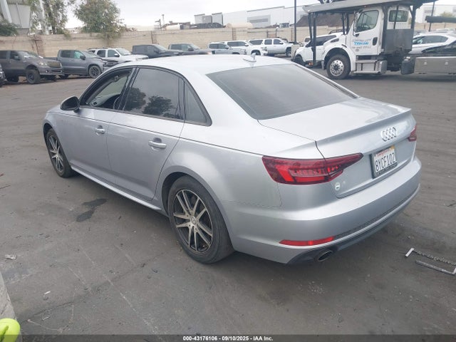 2018 AUDI A4 WAUDNAF49JN010157 Photo 2