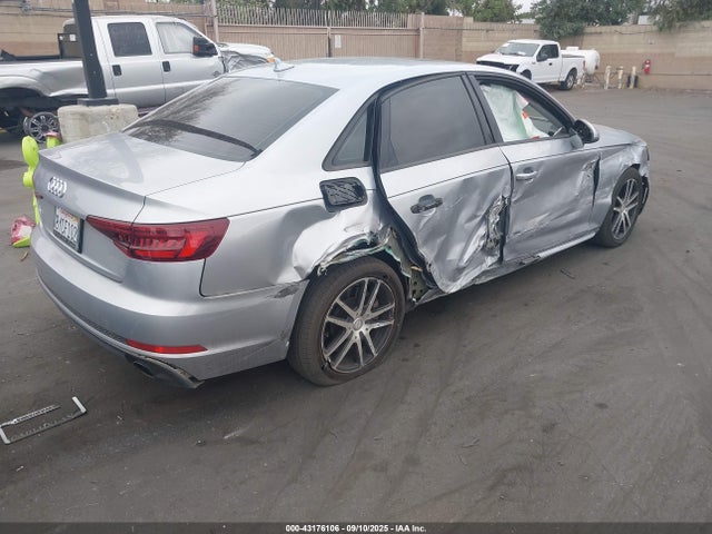 2018 AUDI A4 WAUDNAF49JN010157 Photo 3