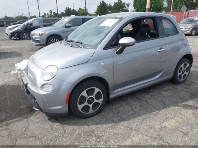 2017 FIAT 500E 3C3CFFGE6HT620824 Photo 1