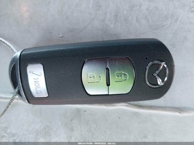Mazda py 2017 JM3KFABL7H0124824 Image 11