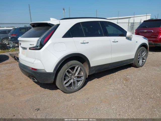 2019 CADILLAC XT4 1GYFZER45KF220926 Photo 3
