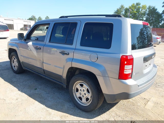 Jeep Patriot 2016 1C4NJPBB6GD583672 Image 3