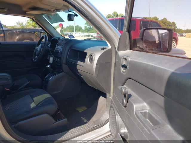 Jeep Patriot 2016 1C4NJPBB6GD583672 Image 5