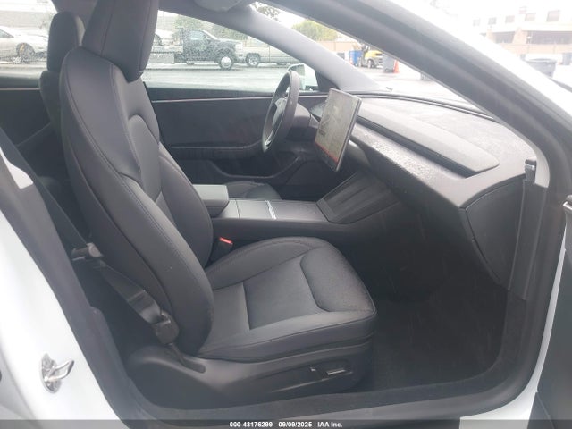 2024 TESLA MODEL 3 5YJ3E1EB1RF797629 Photo 4