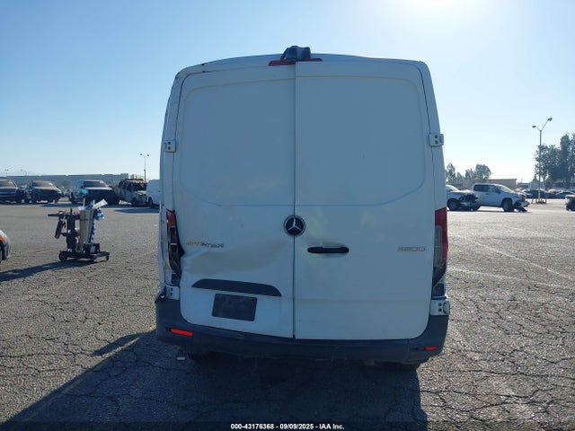 WD4PF0CD1KP162487 Mercedes-Benz om 642 with brake assist