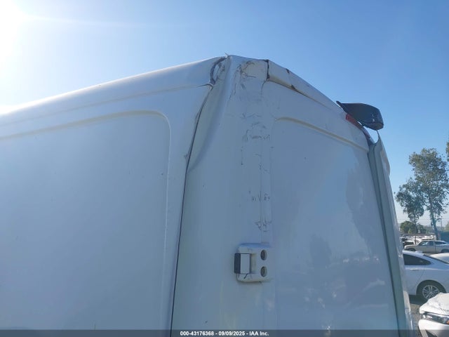 WD4PF0CD1KP162487 Mercedes-Benz om 642 with brake assist