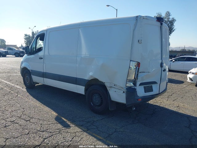 WD4PF0CD1KP162487 Mercedes-Benz om 642 with brake assist