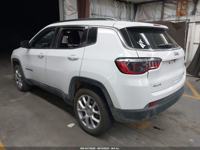 2024 Jeep Compass Latitude Lux Fwd მანქანა იყიდება აუქციონზე, vin: 3C4NJDFN8RT170524, აუქციონის ნომერი: 43176426