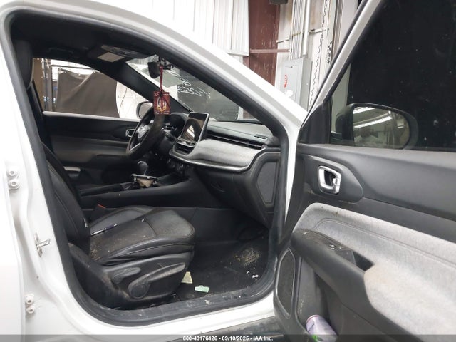 2024 Jeep Compass Latitude Lux Fwd მანქანა იყიდება აუქციონზე, vin: 3C4NJDFN8RT170524, აუქციონის ნომერი: 43176426