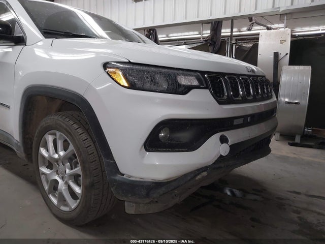 2024 Jeep Compass Latitude Lux Fwd მანქანა იყიდება აუქციონზე, vin: 3C4NJDFN8RT170524, აუქციონის ნომერი: 43176426
