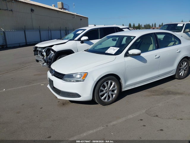 3VWD17AJ8EM419228 Volkswagen Jetta