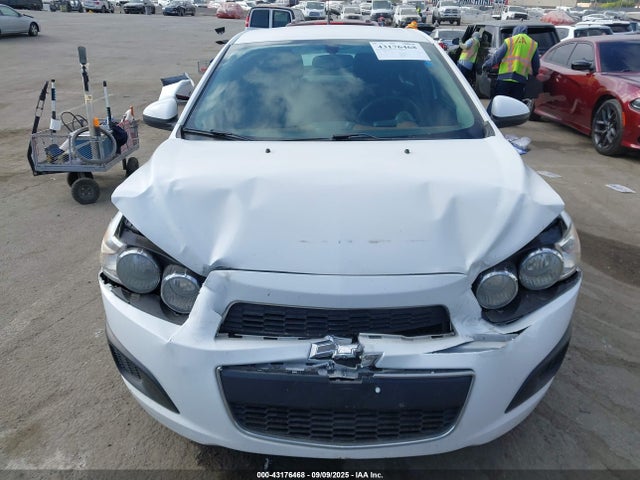 Chevrolet luw 2014 1G1JC5SH7E4134055 Image 11