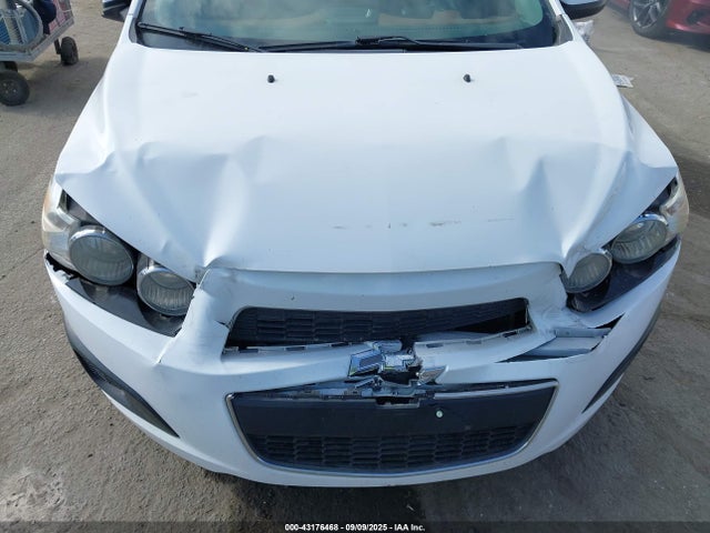 Chevrolet luw 2014 1G1JC5SH7E4134055 Image 6