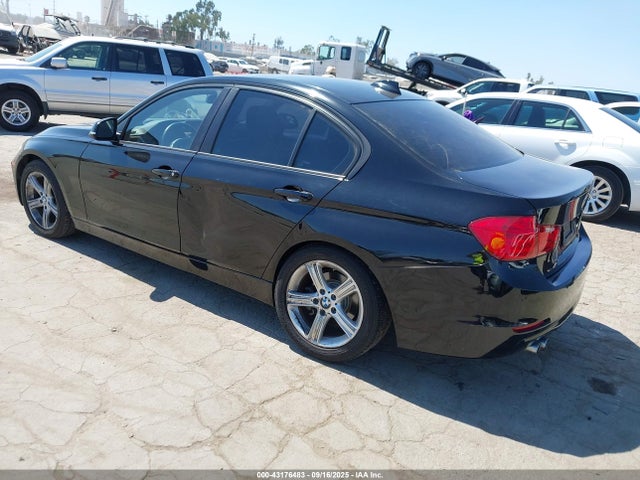 BMW 328I 2014 WBA3C1C50EK110962 Image 3