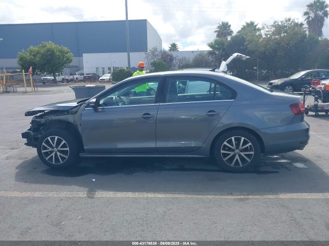 Volkswagen 1.4 tsi 2017 3VWDB7AJ5HM288325 Image 15