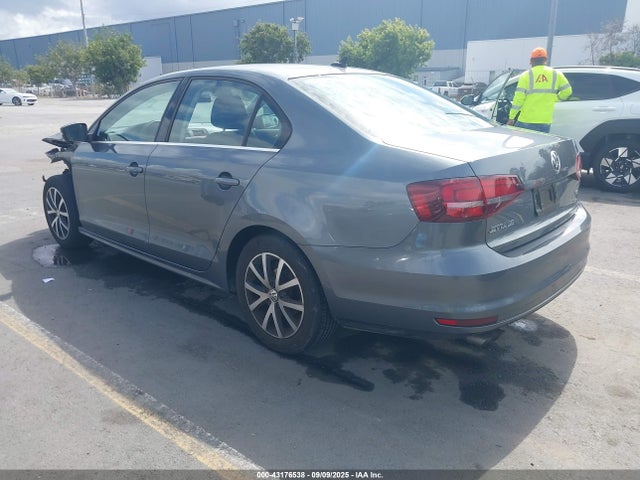 Volkswagen 1.4 tsi 2017 3VWDB7AJ5HM288325 Image 3