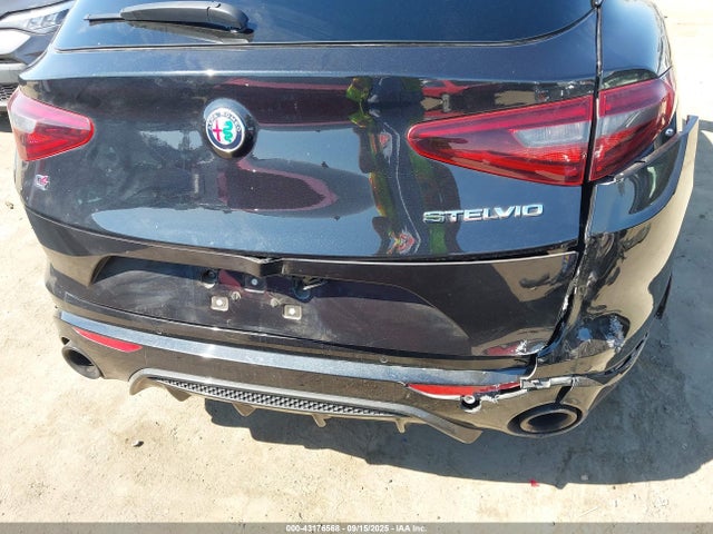 43176568 :رقم المزاد ، ZASPAKBN3P7D54202 vin ، 2023 Alfa Romeo Stelvio Veloce Awd مزاد بيع