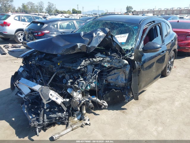 43176568 :رقم المزاد ، ZASPAKBN3P7D54202 vin ، 2023 Alfa Romeo Stelvio Veloce Awd مزاد بيع