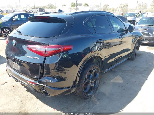 43176568 :رقم المزاد ، ZASPAKBN3P7D54202 vin ، 2023 Alfa Romeo Stelvio Veloce Awd مزاد بيع