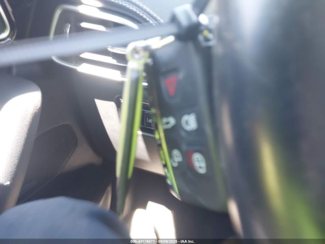 2017 JAGUAR F-PACE SADCL2BN2HA490184 Photo 10