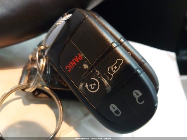 1C4RJFBM8EC299914 Jeep Grand Cherokee