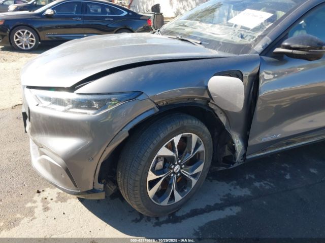 2023 FORD MUSTANG MACH-E 3FMTK3RM3PMA49100 Photo 5