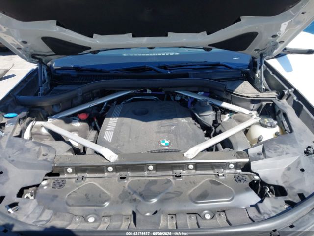 2024 BMW X7 5UX23EM06R9U25642 Photo 9