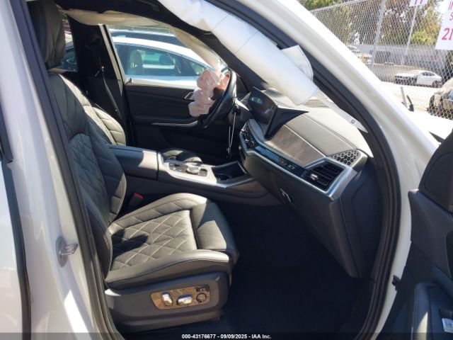 2024 BMW X7 5UX23EM06R9U25642 Photo 4