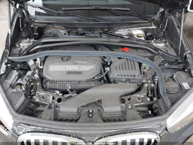 WBXJG7C08M5S35553 BMW X1