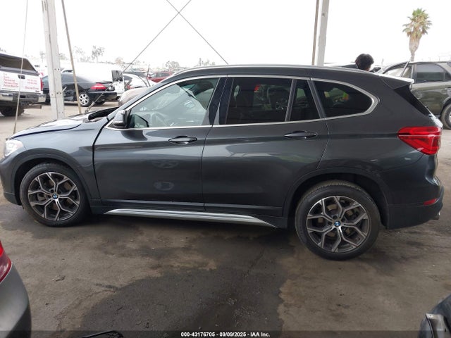 WBXJG7C08M5S35553 BMW X1