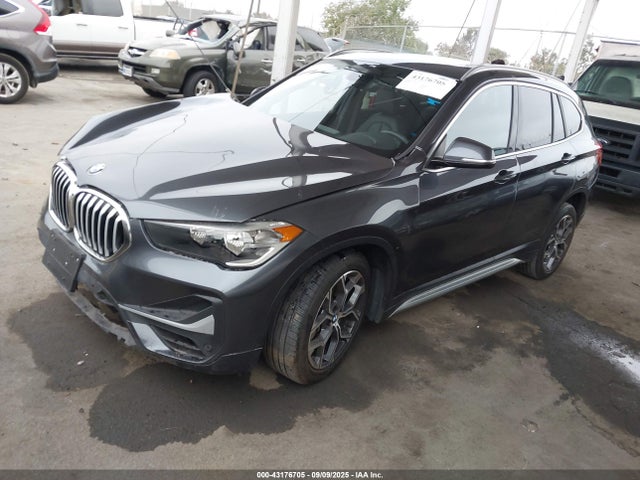 WBXJG7C08M5S35553 BMW X1