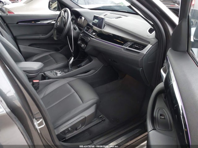 WBXJG7C08M5S35553 BMW X1