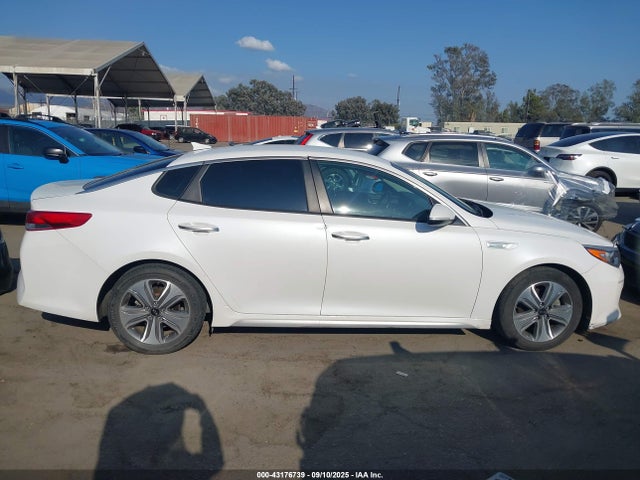 KNAGT4LE9H5018495 KIA 2017