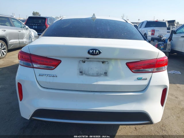 KNAGT4LE9H5018495 KIA 2017