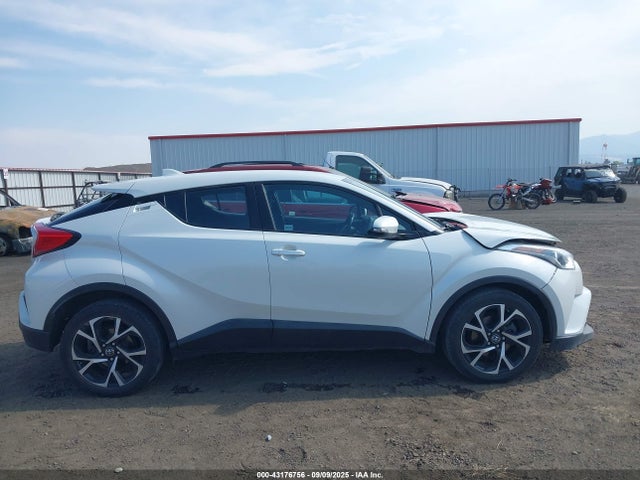 NMTKHMBX8JR004085 Toyota 3zr-fae