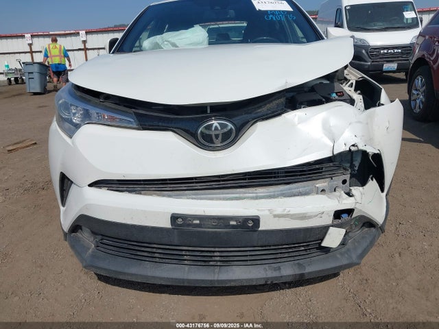 NMTKHMBX8JR004085 Toyota 3zr-fae