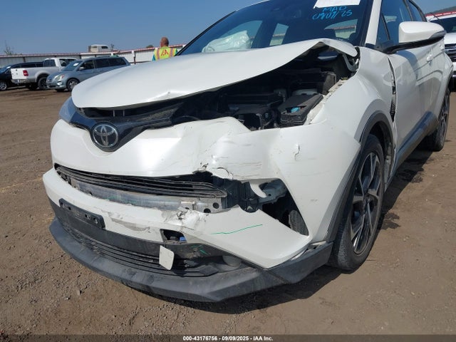 NMTKHMBX8JR004085 Toyota 3zr-fae